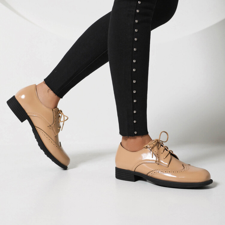 Minimalist Cross-Strap Flat Shoes for Women - Spring 2024 Low Heel Round Toe Lace-Up